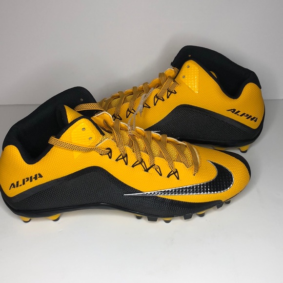 Nike Other - NEW Nike Mens Alpha Pro 2 Football Cleats Size 15